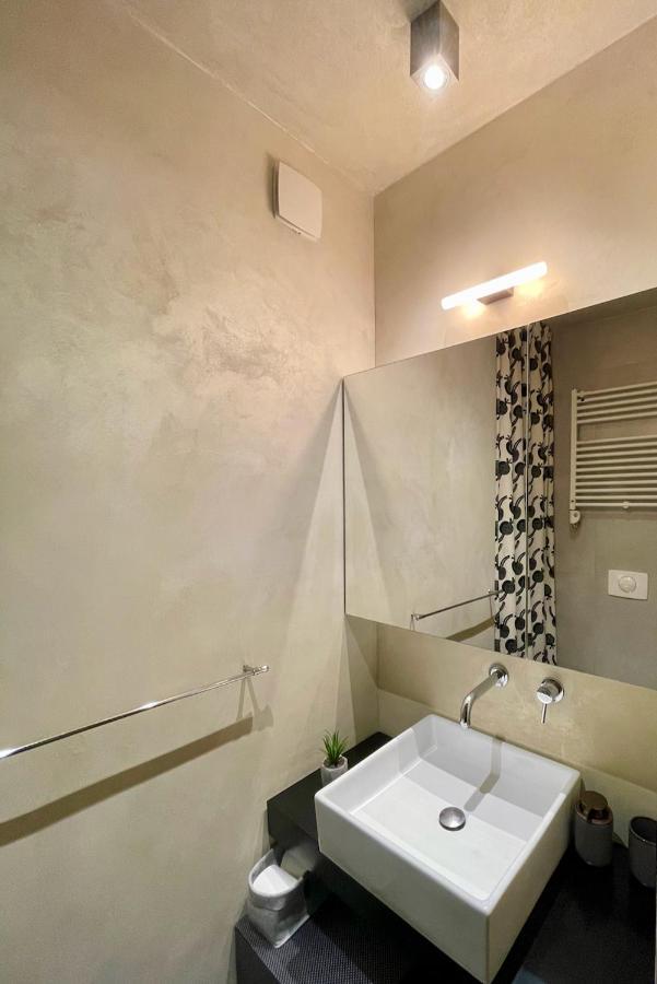 Cozy Apartment - Citycentre - Freeparking - Selfcheck-In Lipótszentmiklós Kültér fotó
